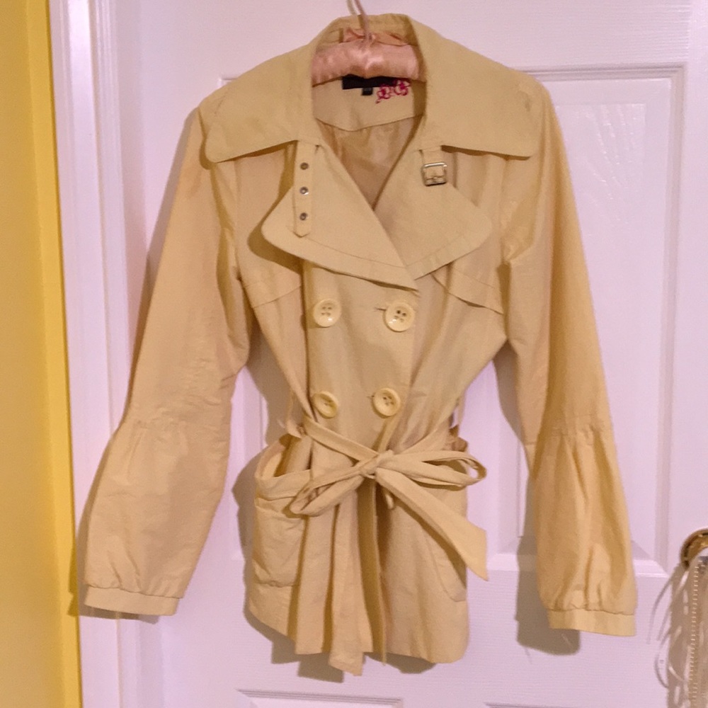 Spring Jacket - Picture 3 of 8